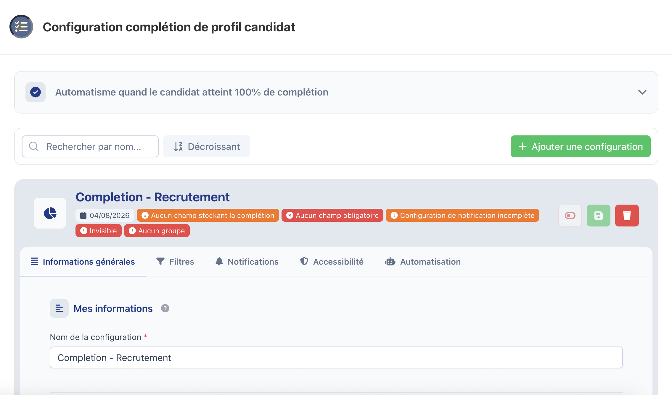 Carte de configuration avec sa date de création, ses badges d'indicateurs et ses 5 onglets